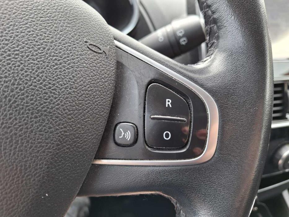 RENAULT Clio 2017