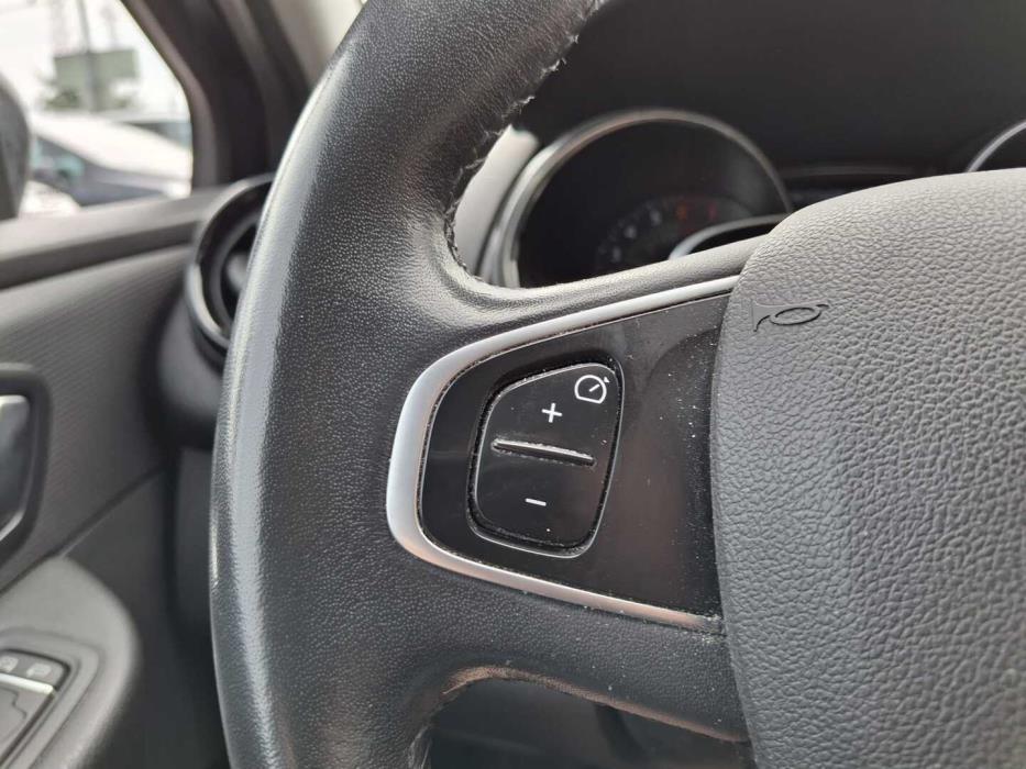RENAULT Clio 2017