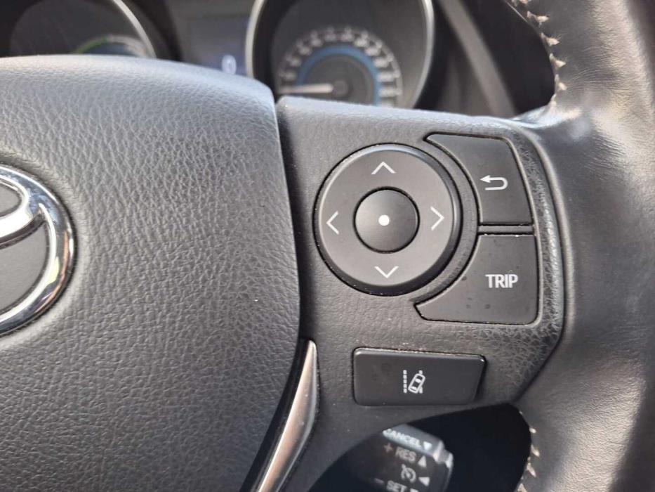 TOYOTA Auris 2018