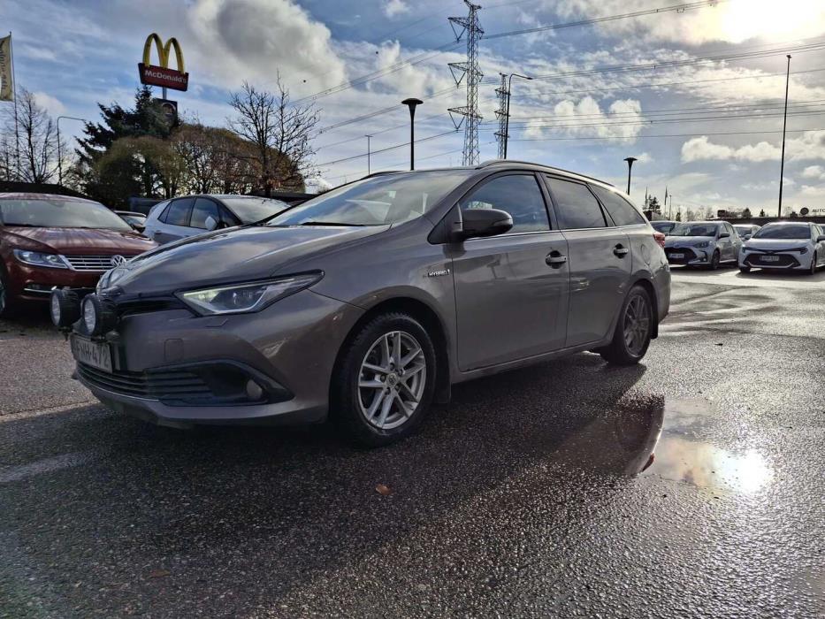 TOYOTA Auris 2018