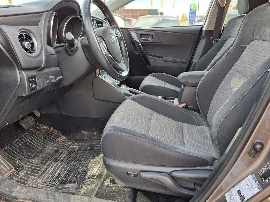 TOYOTA Auris 2018