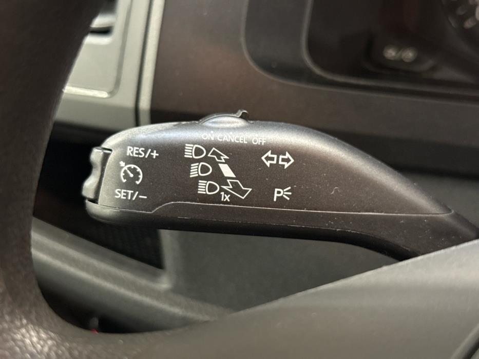 VOLKSWAGEN Transporter 2019