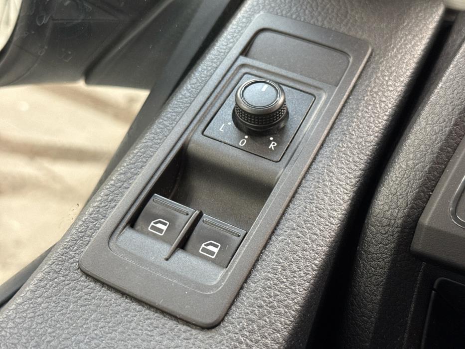 VOLKSWAGEN Transporter 2019