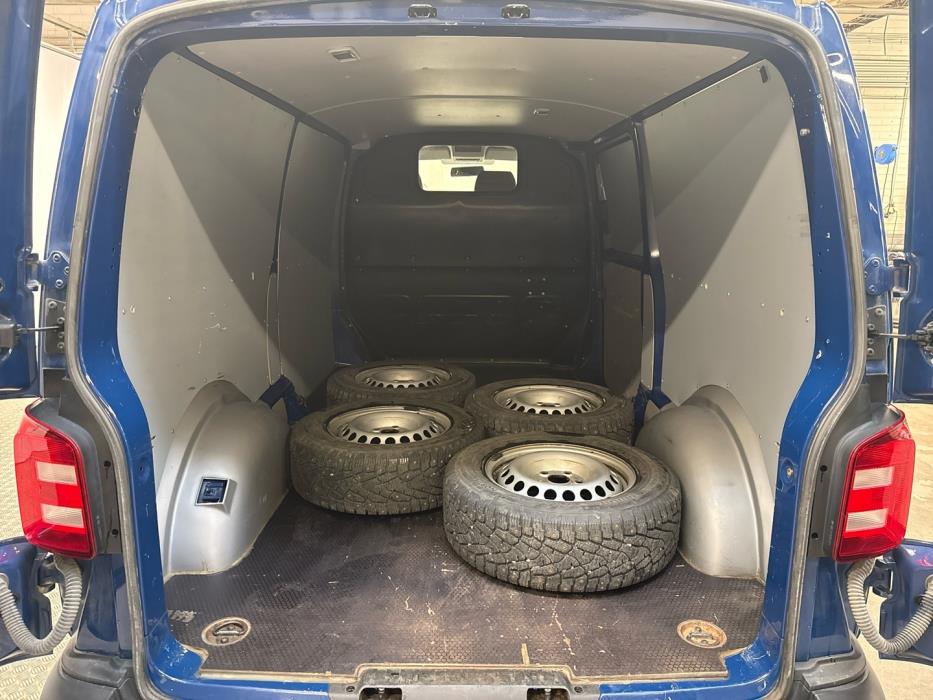 VOLKSWAGEN Transporter 2019