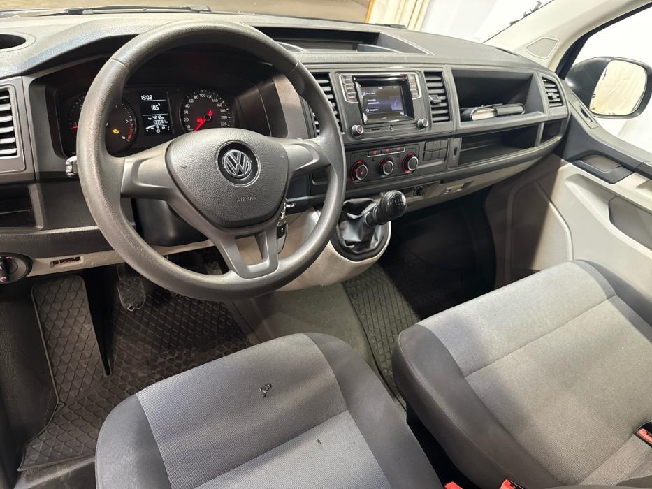 VOLKSWAGEN Transporter 2019