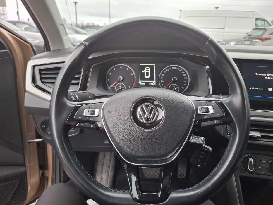 VOLKSWAGEN Polo 2019