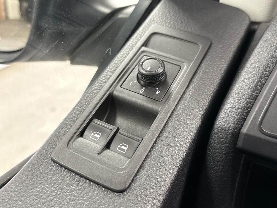 VOLKSWAGEN Transporter 2019