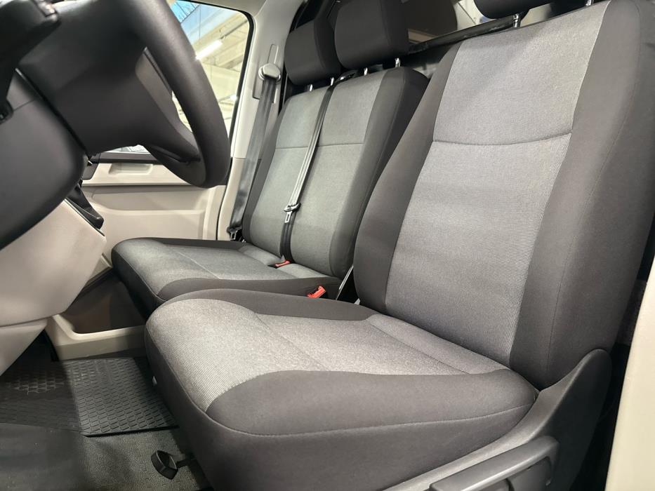 VOLKSWAGEN Transporter 2019