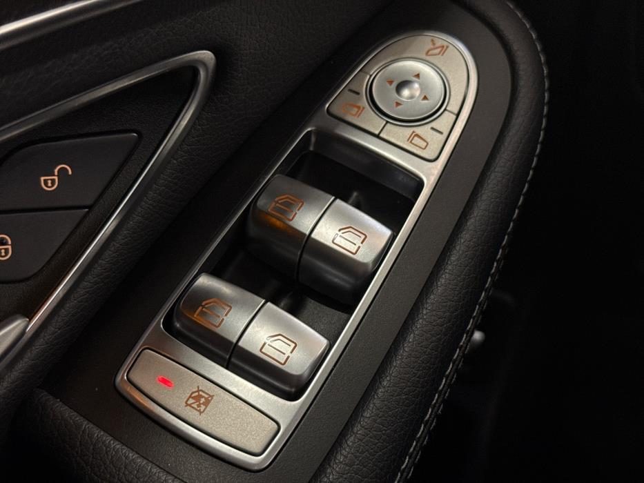 MERCEDES-BENZ GLC 2016