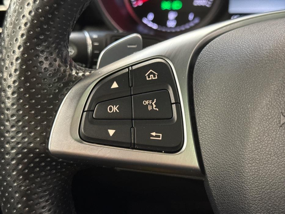 MERCEDES-BENZ GLC 2016