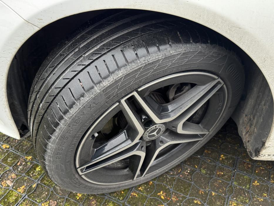 MERCEDES-BENZ C 2019