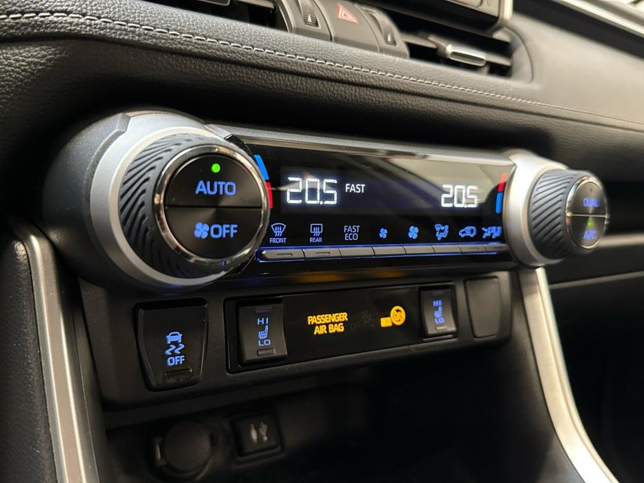 TOYOTA RAV4 2019