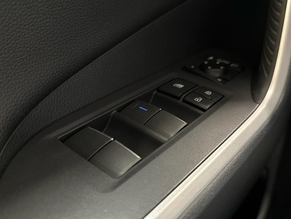 TOYOTA RAV4 2019