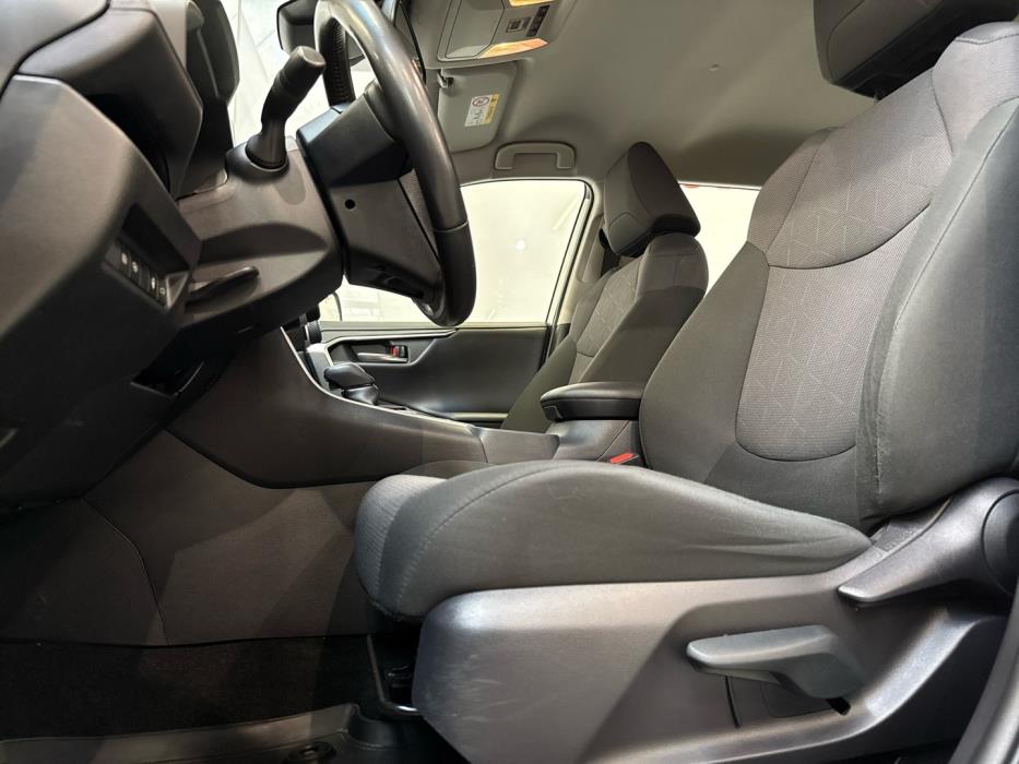 TOYOTA RAV4 2019