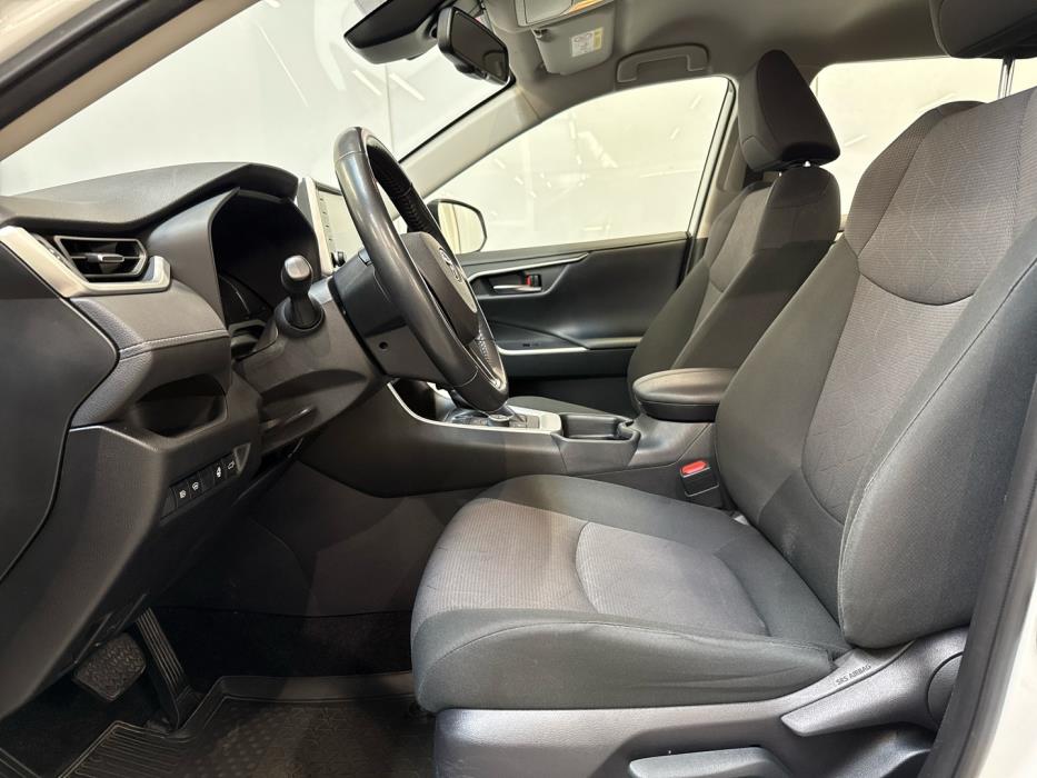 TOYOTA RAV4 2019