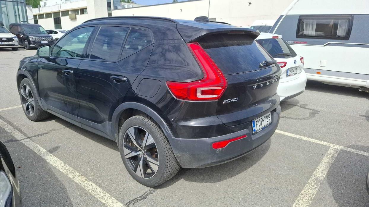 VOLVO XC40 2022