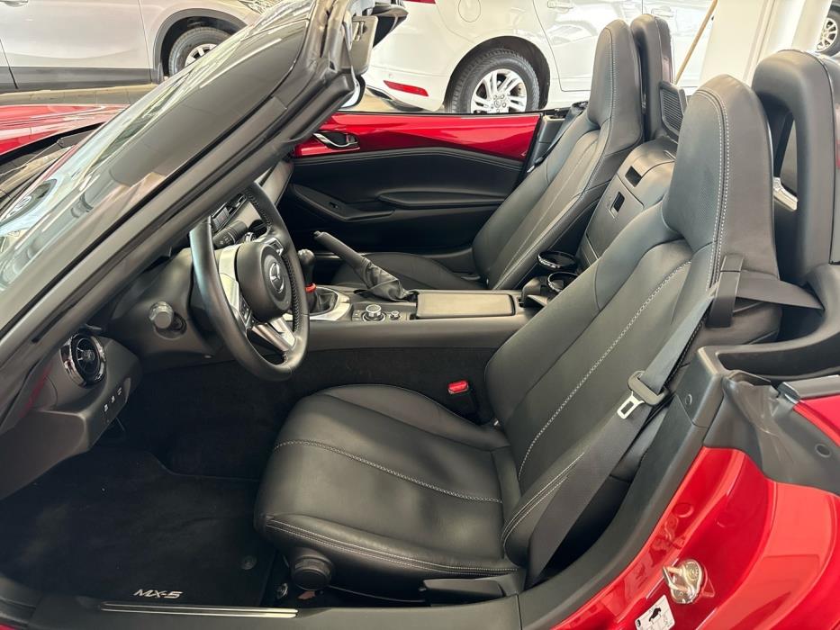 MAZDA MX-5 2021