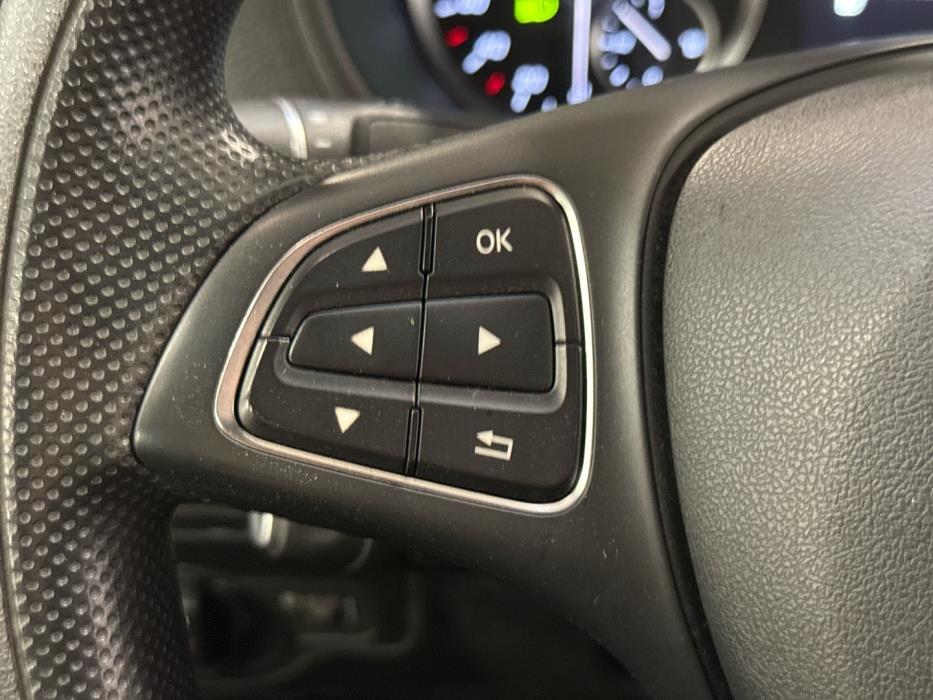 MERCEDES-BENZ Vito 2022