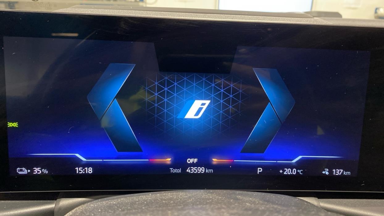 BMW i4 2023