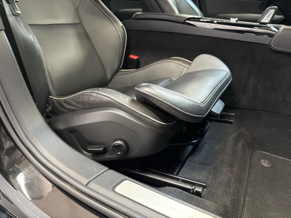 VOLVO V60 2022