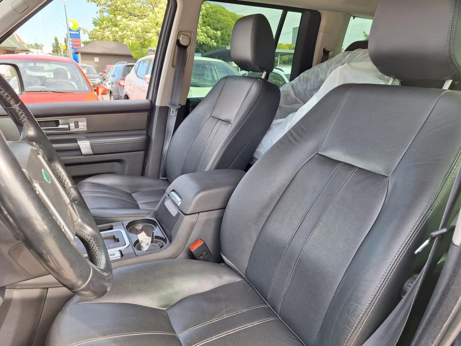 LAND ROVER Discovery 2011