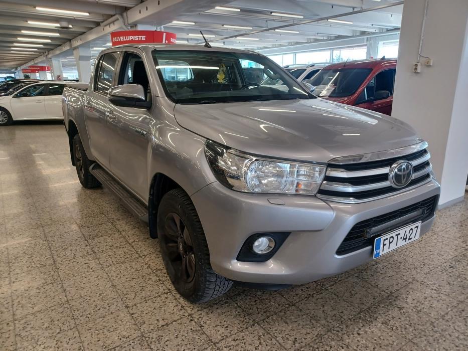 TOYOTA Hilux 2020