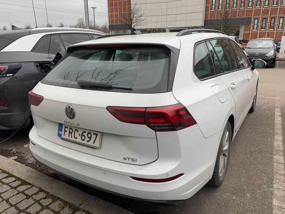 VOLKSWAGEN Golf 2021