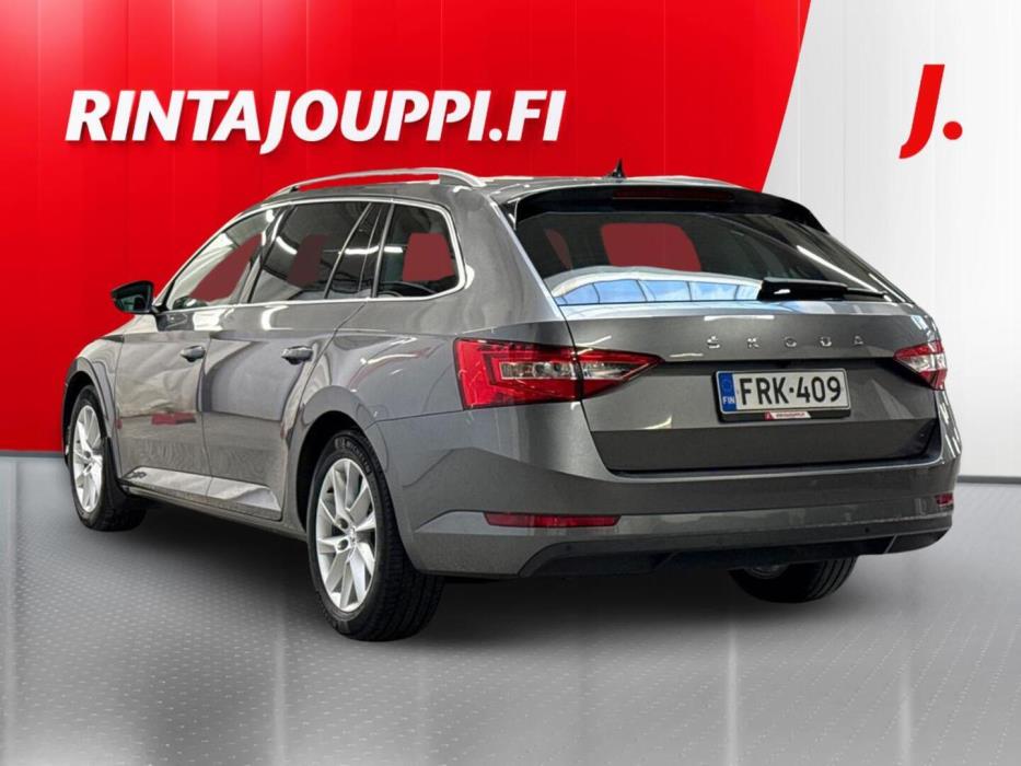 SKODA Superb 2023