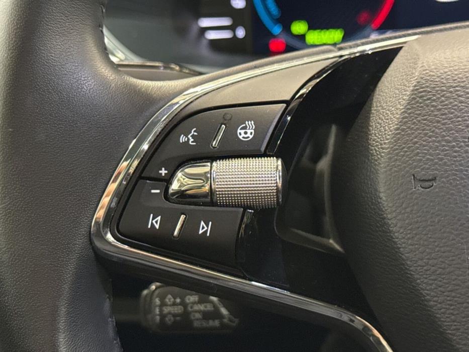 SKODA Superb 2023