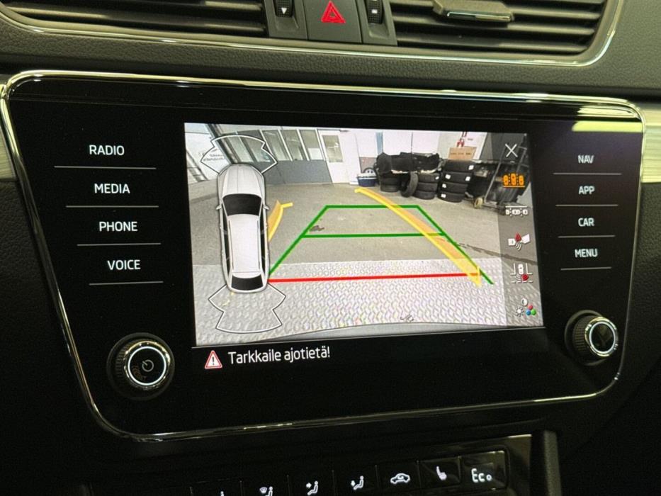SKODA Superb 2023