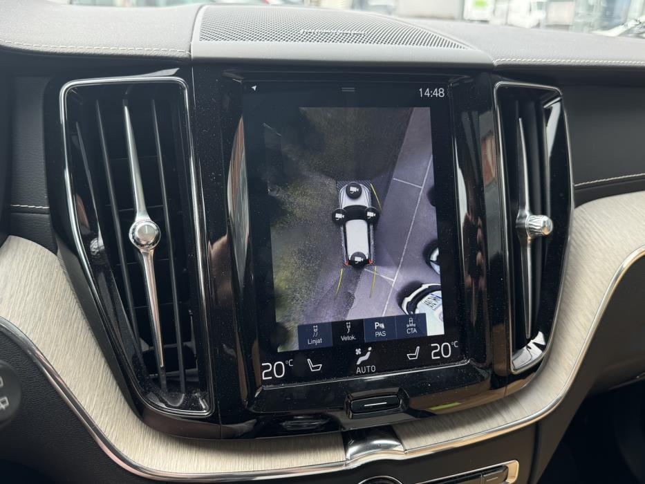 VOLVO XC60 2020