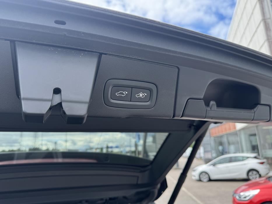 VOLVO XC60 2020