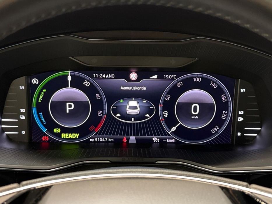 SKODA Superb 2021