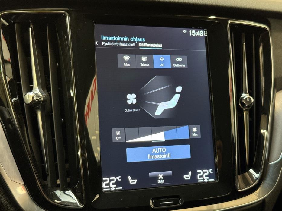 VOLVO V60 2020