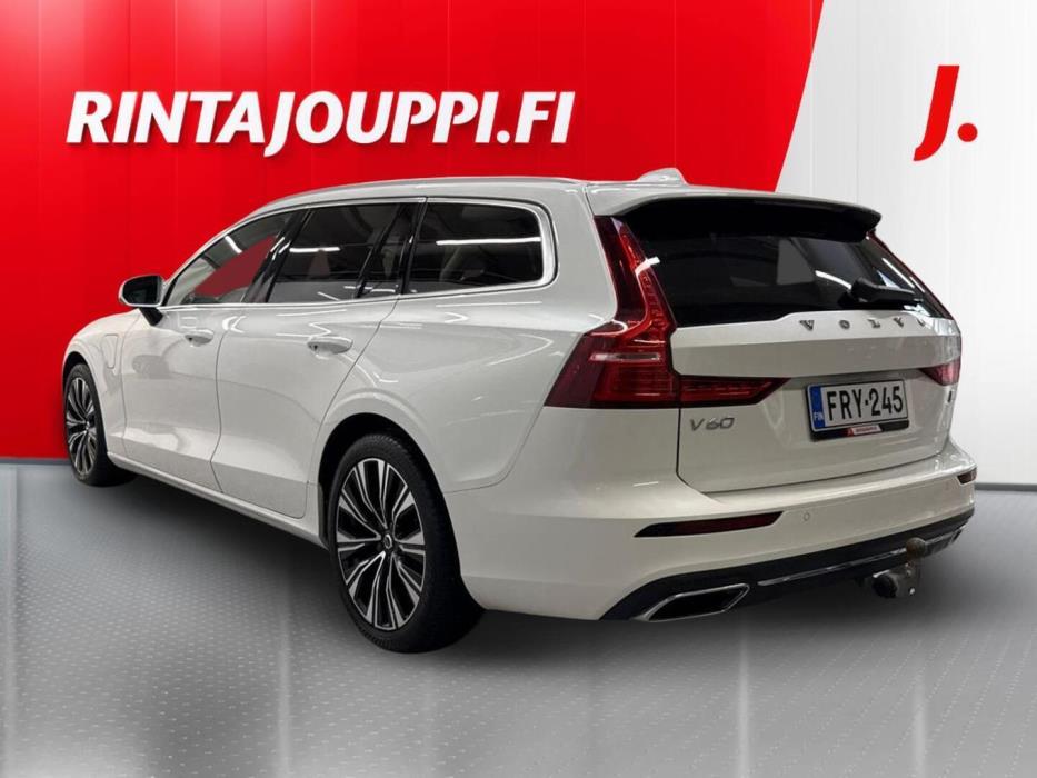 VOLVO V60 2020