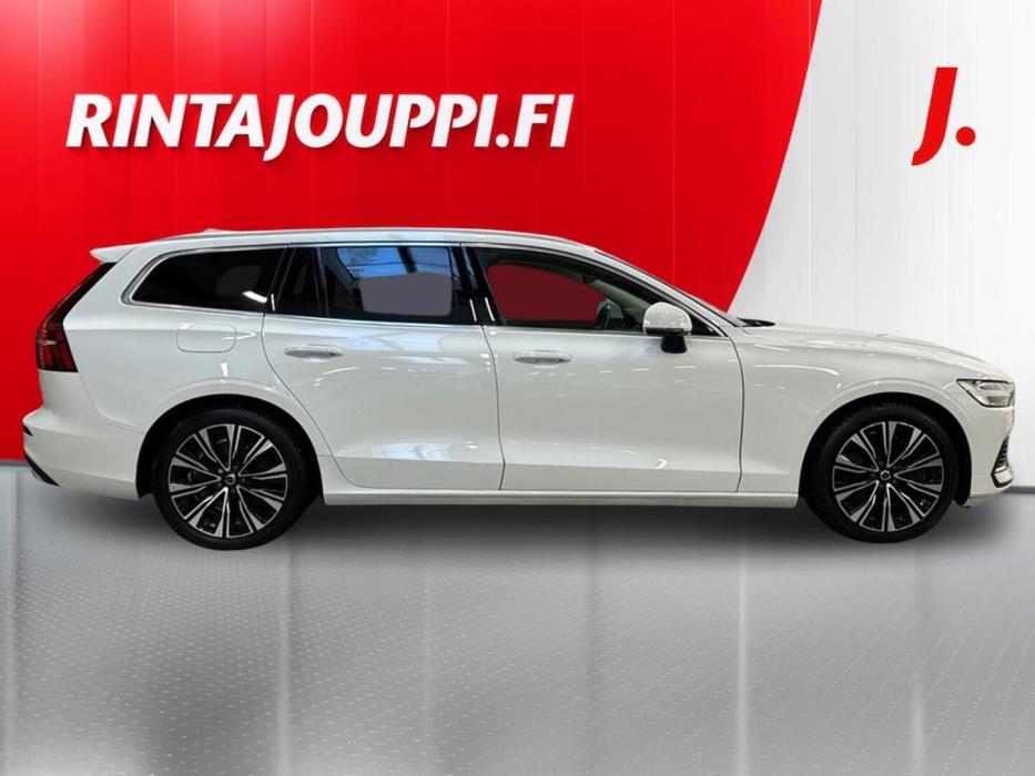 VOLVO V60 2020