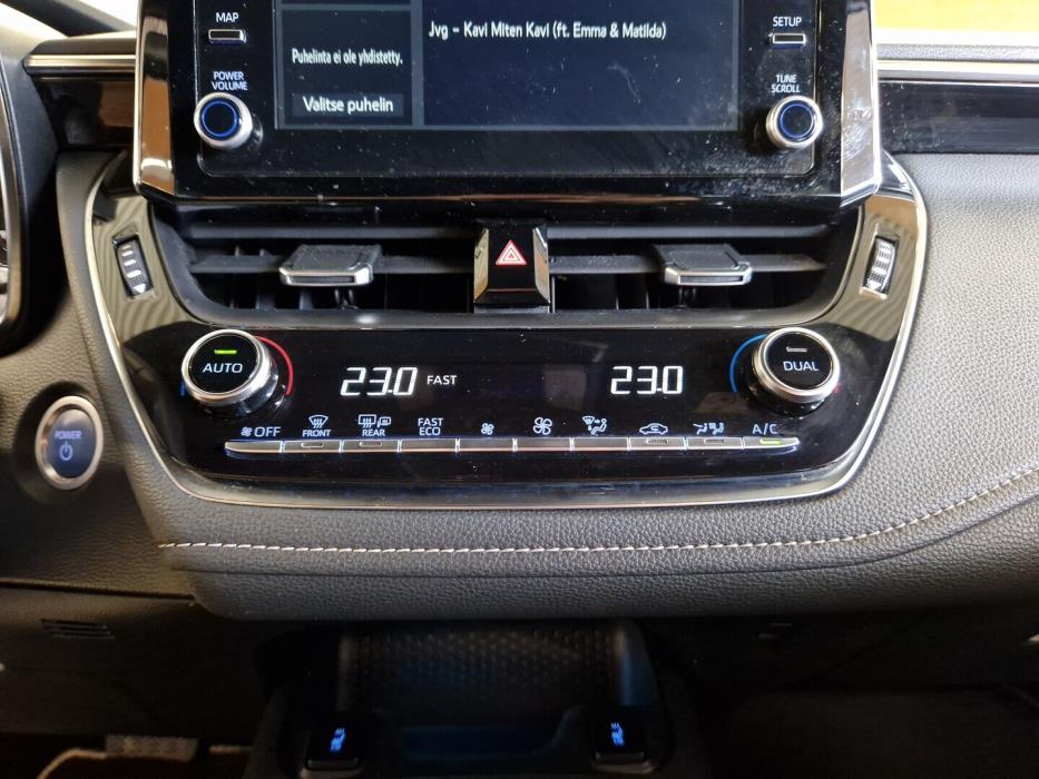 TOYOTA Corolla 2022