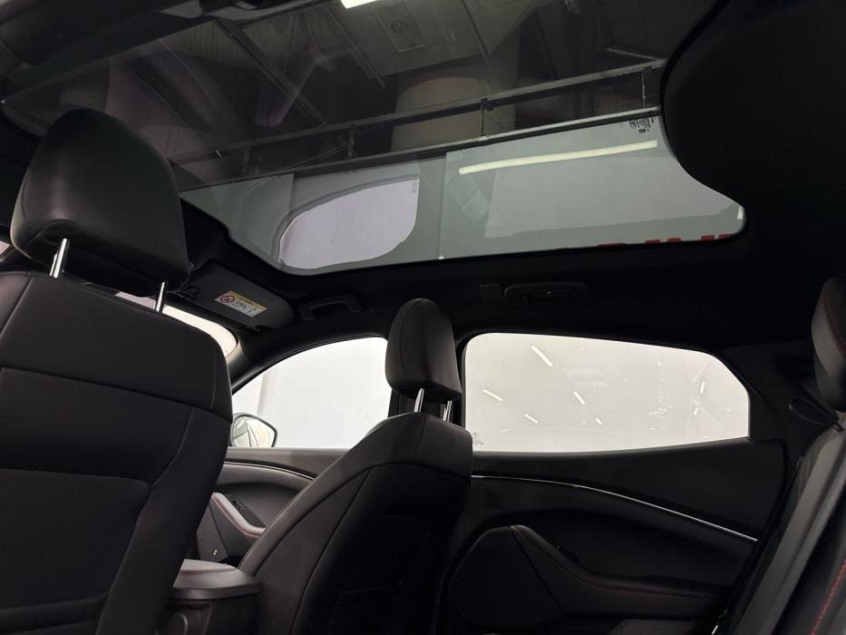 FORD Mustang Mach-E 2025