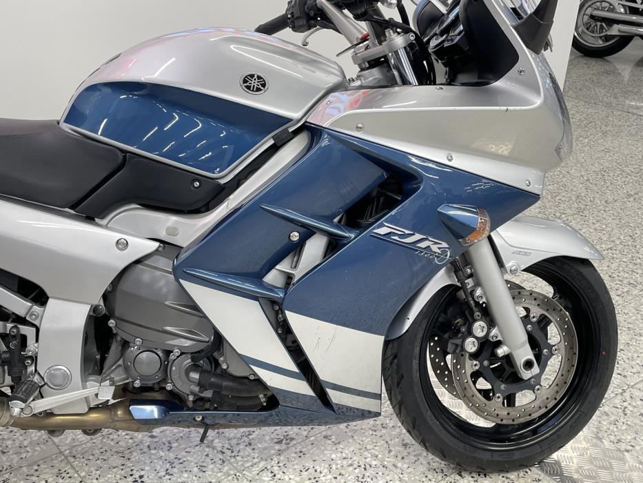 YAMAHA FJR 2006