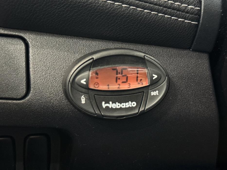 MITSUBISHI Outlander 2011