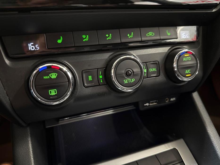 SKODA Octavia 2013