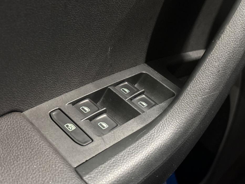 SKODA Octavia 2013