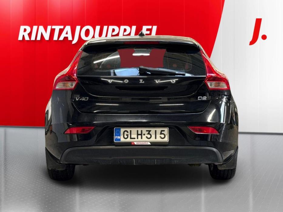 VOLVO V40 2014