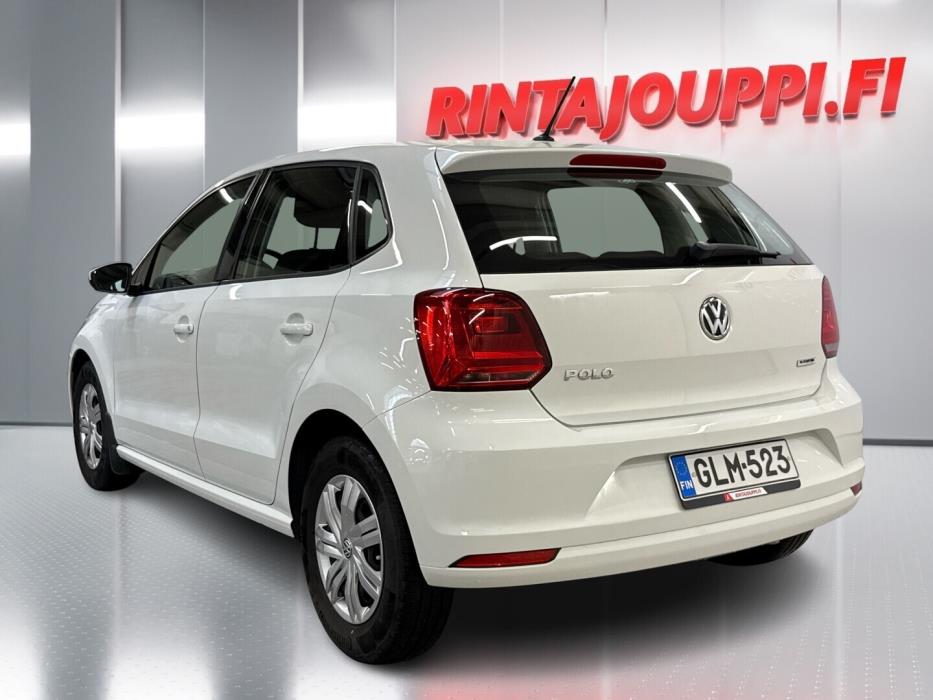 VOLKSWAGEN Polo 2015