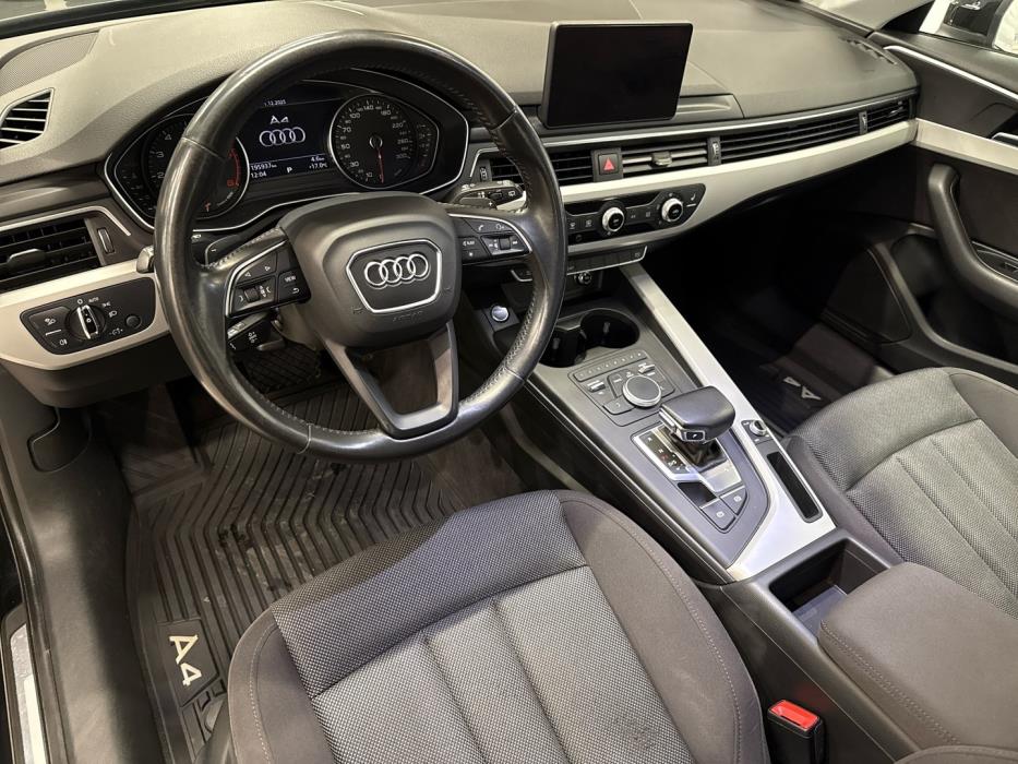 AUDI A4 2016