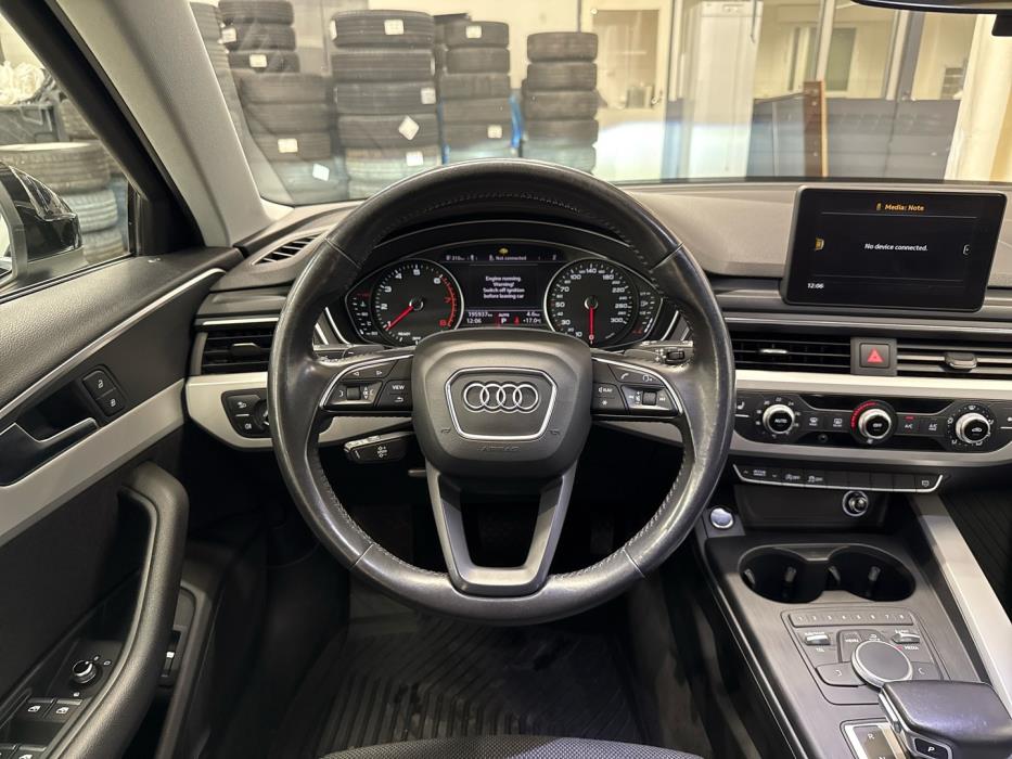 AUDI A4 2016