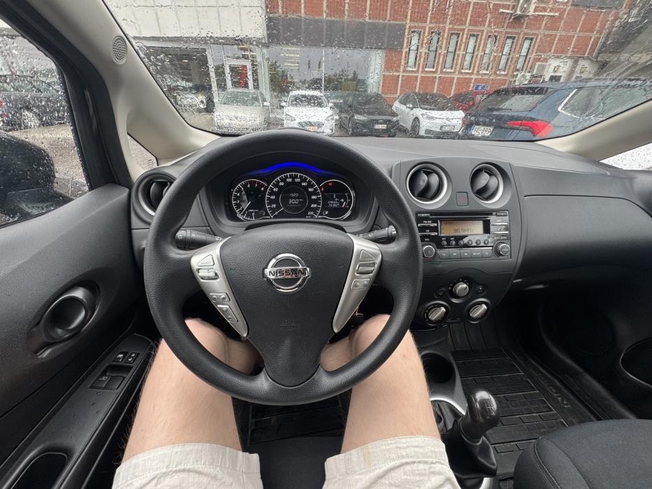 NISSAN Note 2016