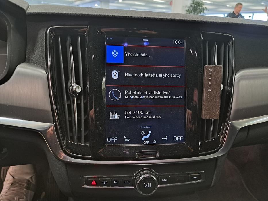 VOLVO V90 2016