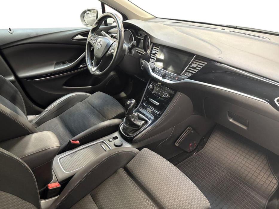 OPEL Astra 2017