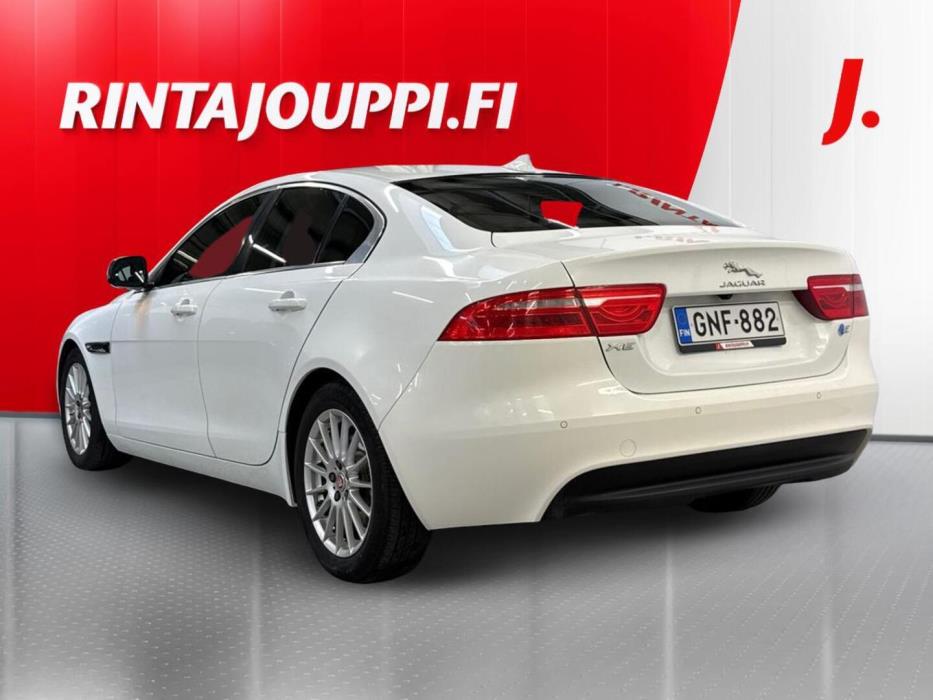 JAGUAR XE 2015
